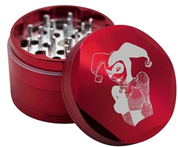 How to clean a grinder: Harley Quinn 4-Piece Metal Herb & Spice Grinder with Pollen Catcher 