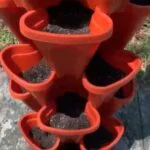 Stackable planters